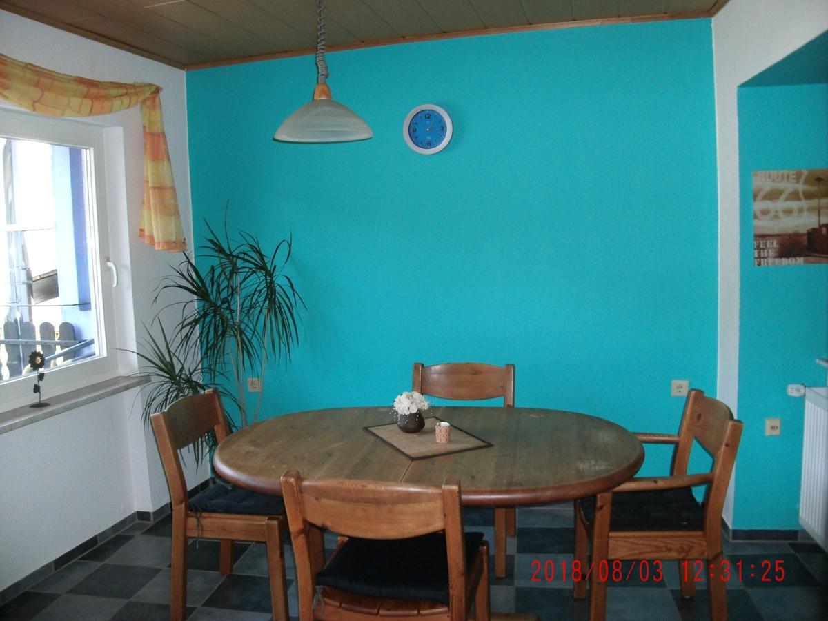 Ferienwohnung In Vino Veritas Neumagen-Dhron Exterior photo